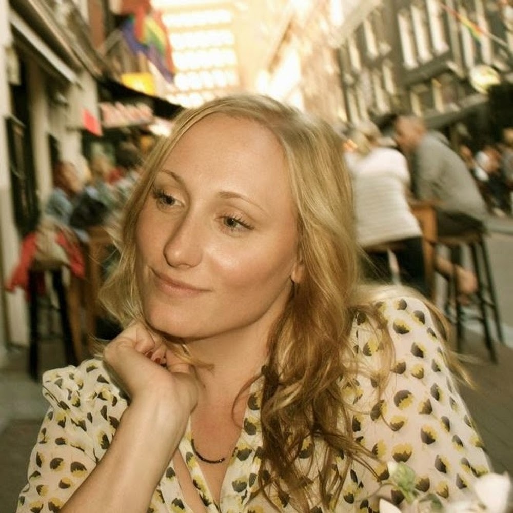 Meet your Posher, Andrea